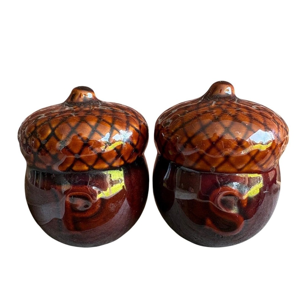 Vtg Ceramic Acorn Salt and Pepper Shakers Brown Fall Thanksgiving Table Decor